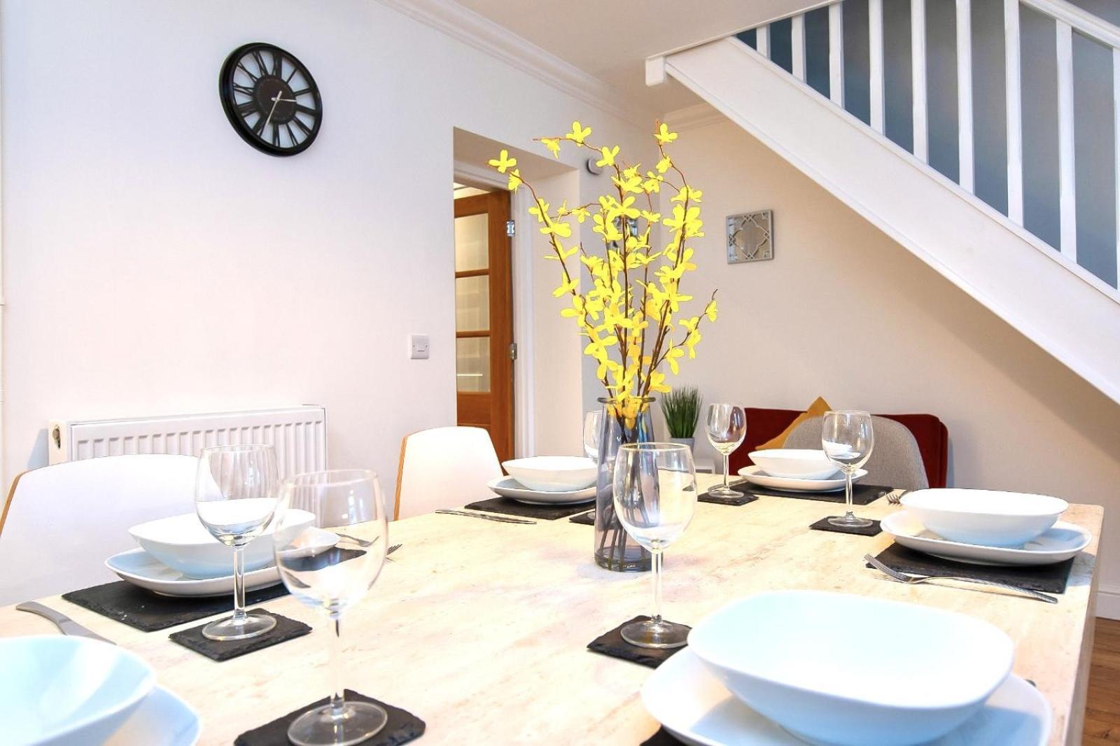 Casa One Hundred - A Beautiful 4 Bed House On The Beach Front スウォンジー エクステリア 写真
